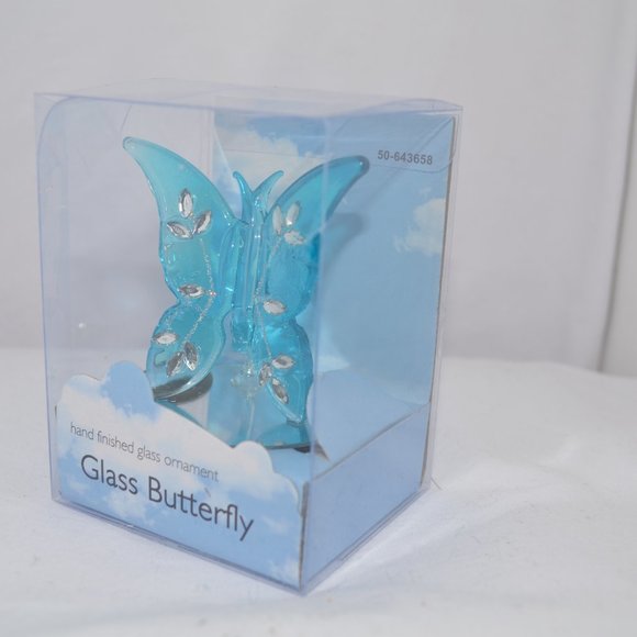 Decorative Glass Figurine Butterfly! - Picture 15 of 16